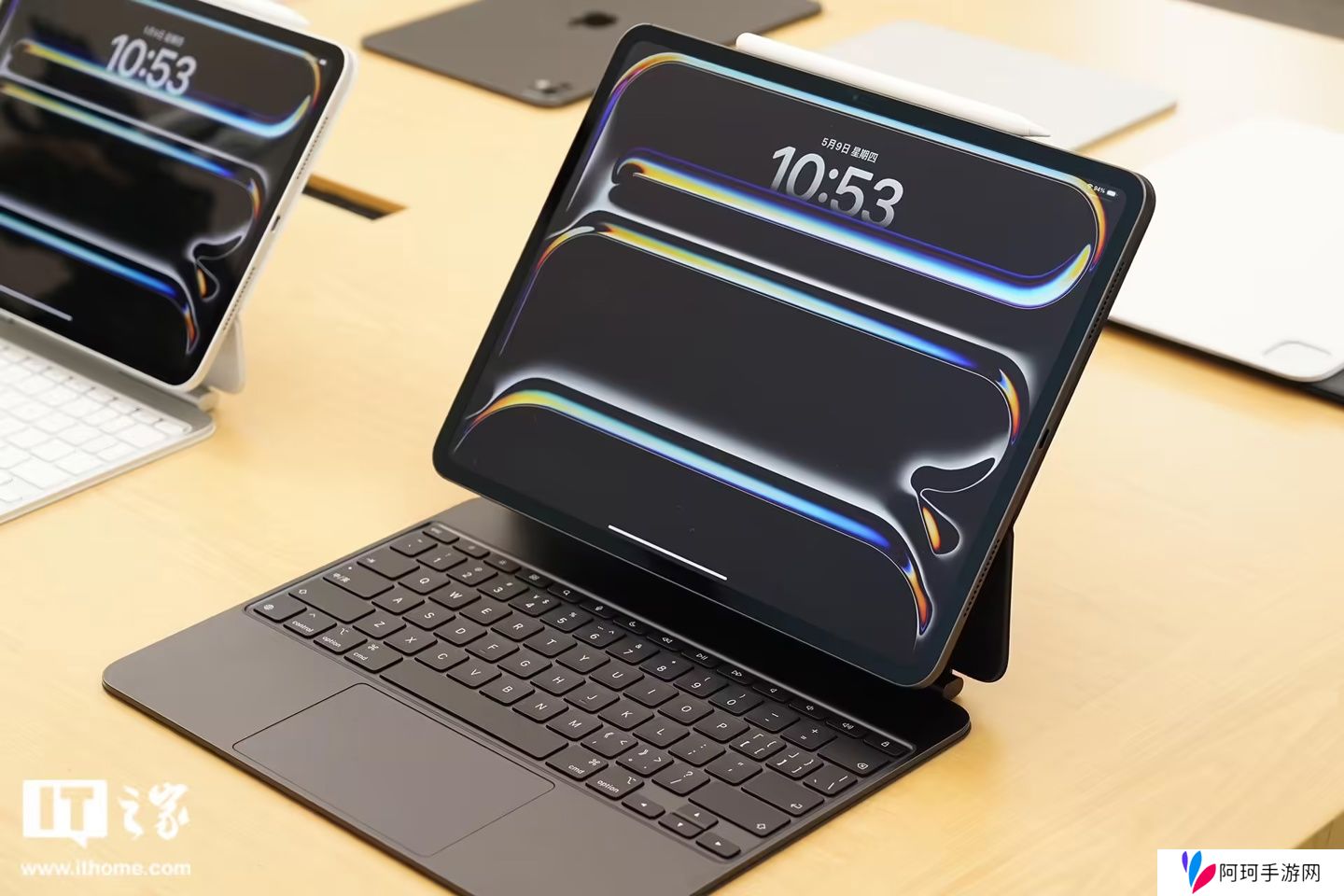 古尔曼：苹果计划年内推出搭载 M5 芯片的 iPad Pro 和 MacBook Pro